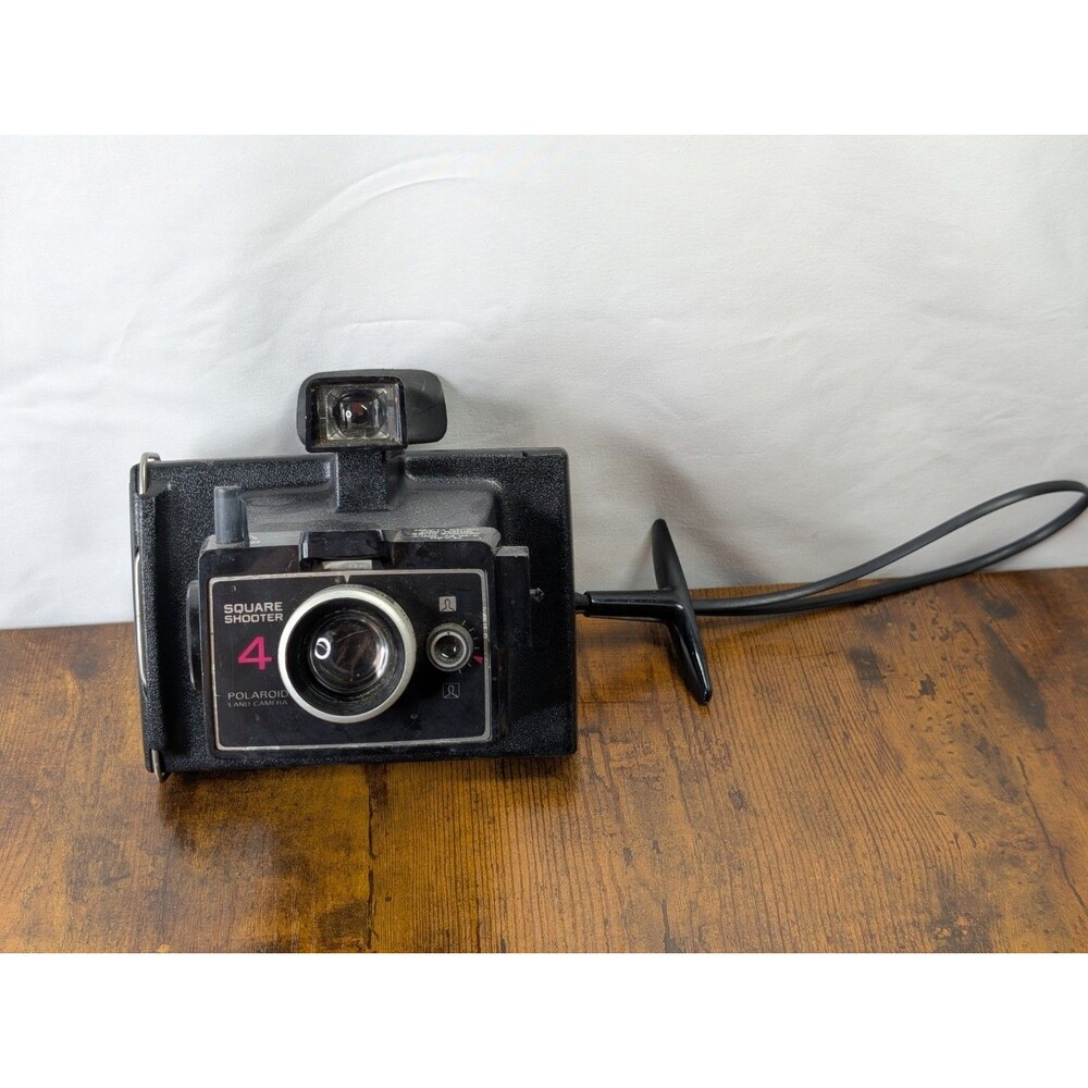 Polaroid Square Shooter 4 Instant Land Automatic Film Camera
